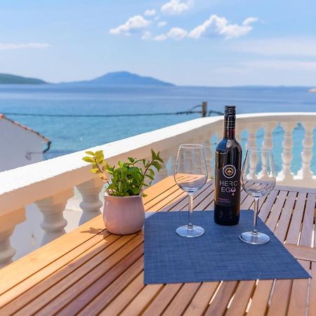 Apartmani Noris Martinšćica Zewnętrze zdjęcie