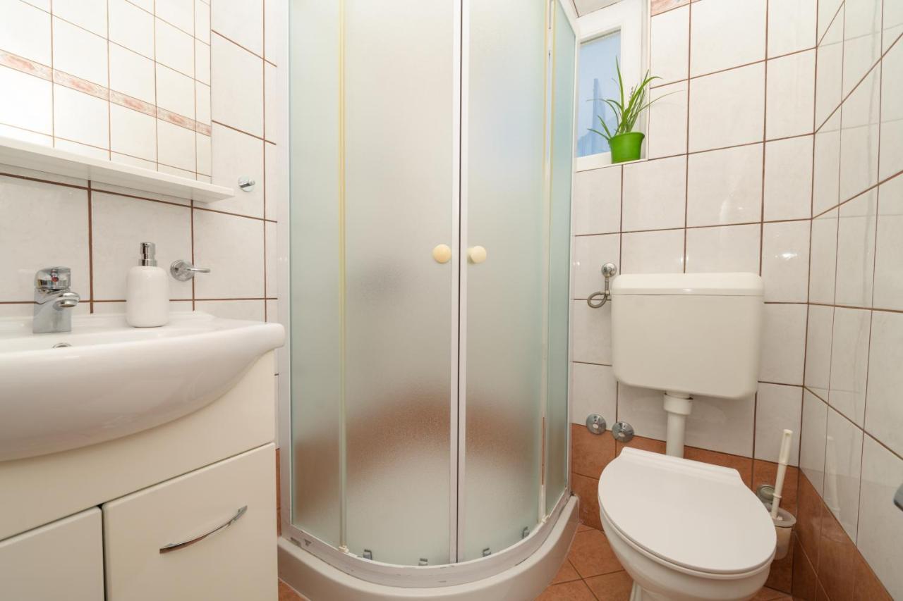 Apartmani Noris Martinšćica Zewnętrze zdjęcie