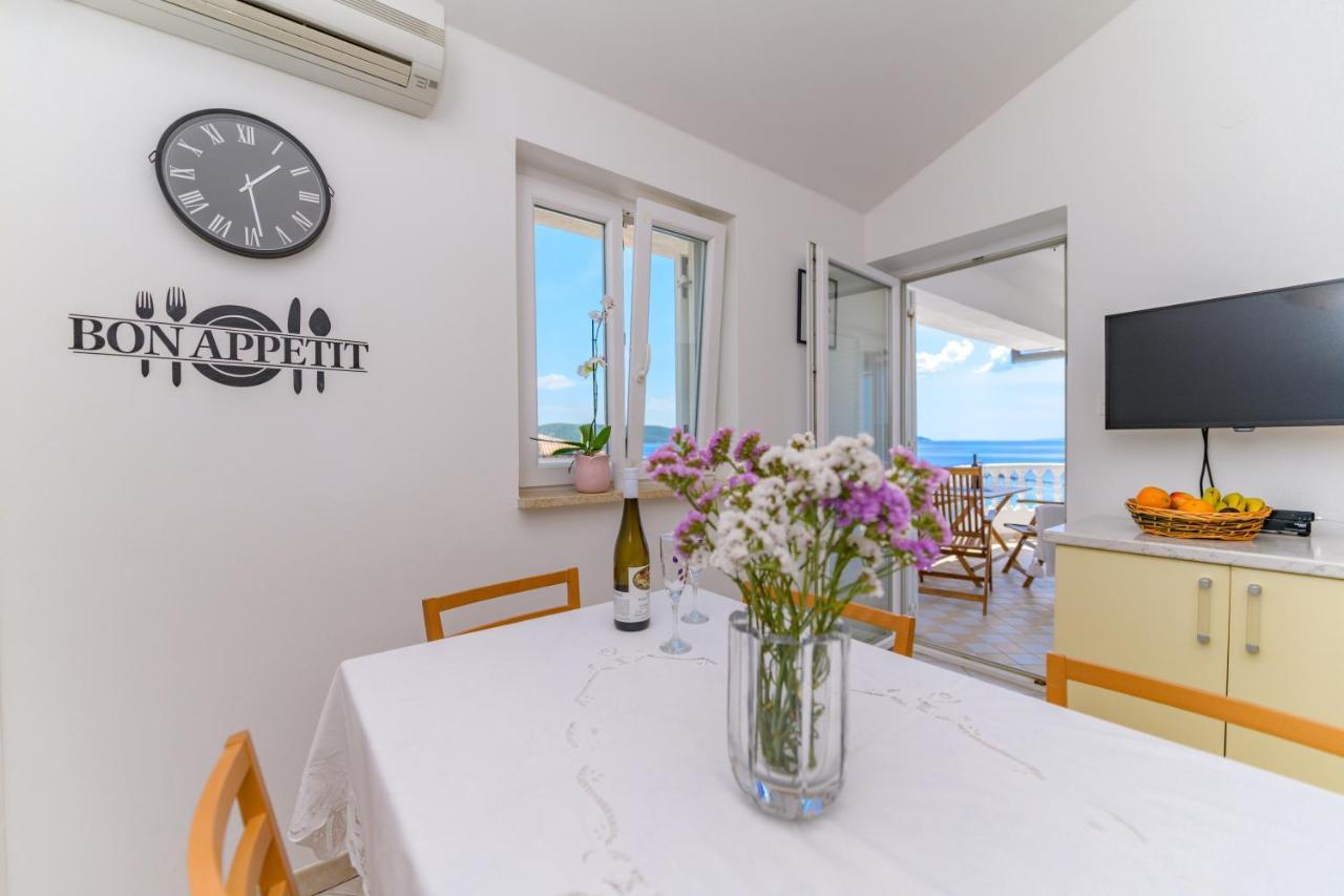 Apartmani Noris Martinšćica Zewnętrze zdjęcie