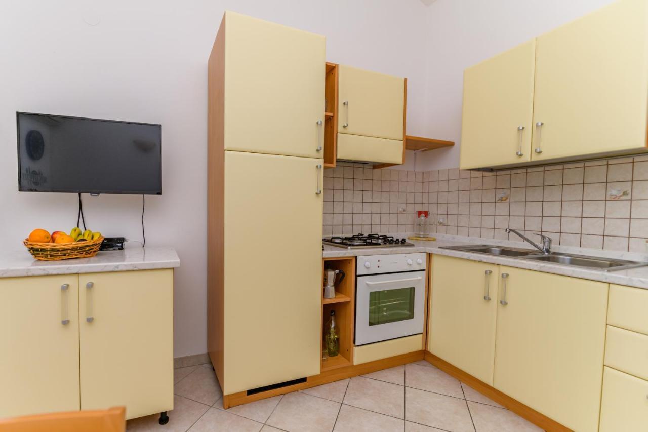Apartmani Noris Martinšćica Zewnętrze zdjęcie
