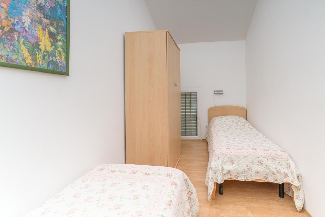 Apartmani Noris Martinšćica Zewnętrze zdjęcie